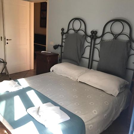 Numero 3 Hotel Cagliari Eksteriør billede
