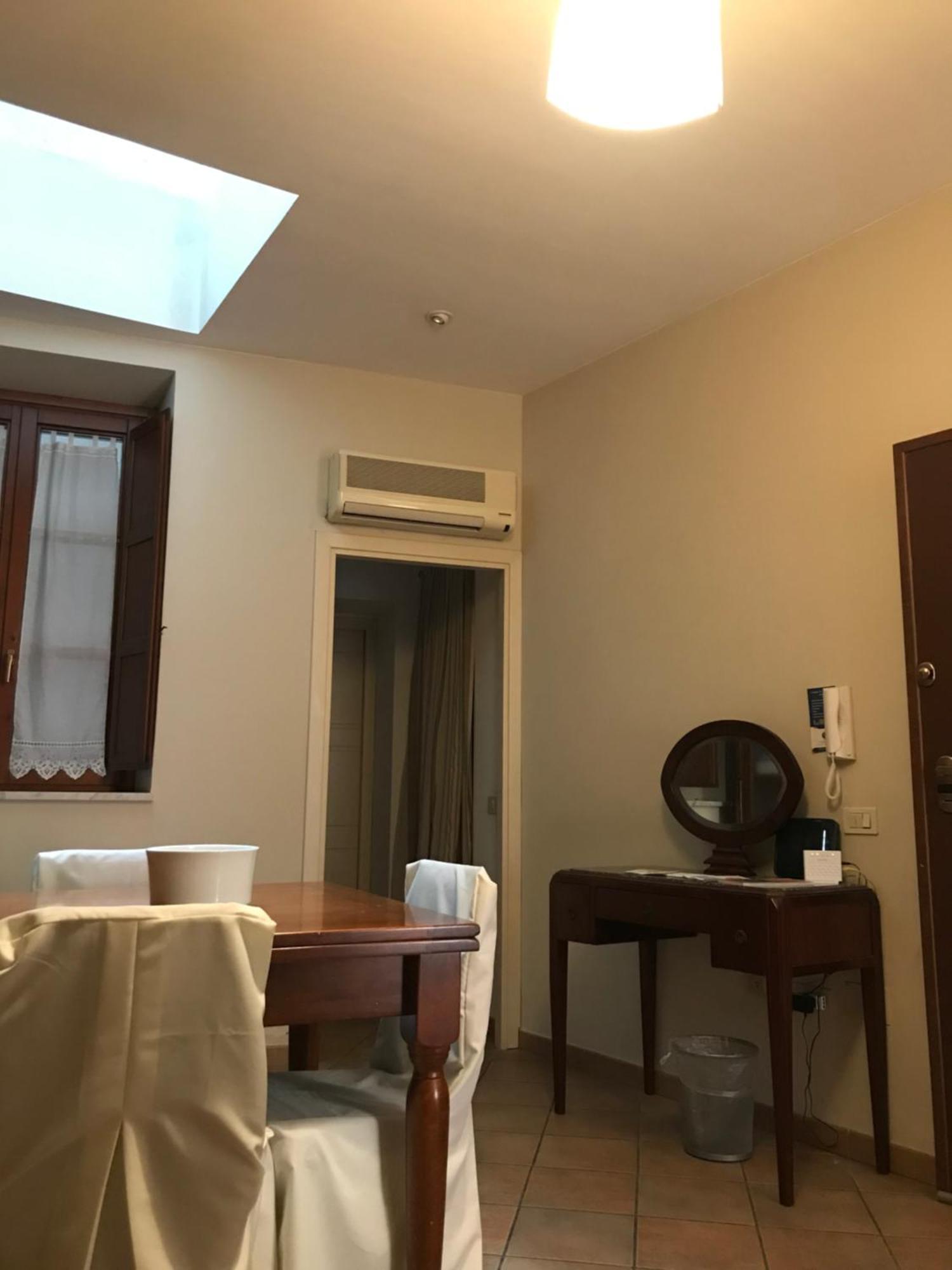 Numero 3 Hotel Cagliari Eksteriør billede