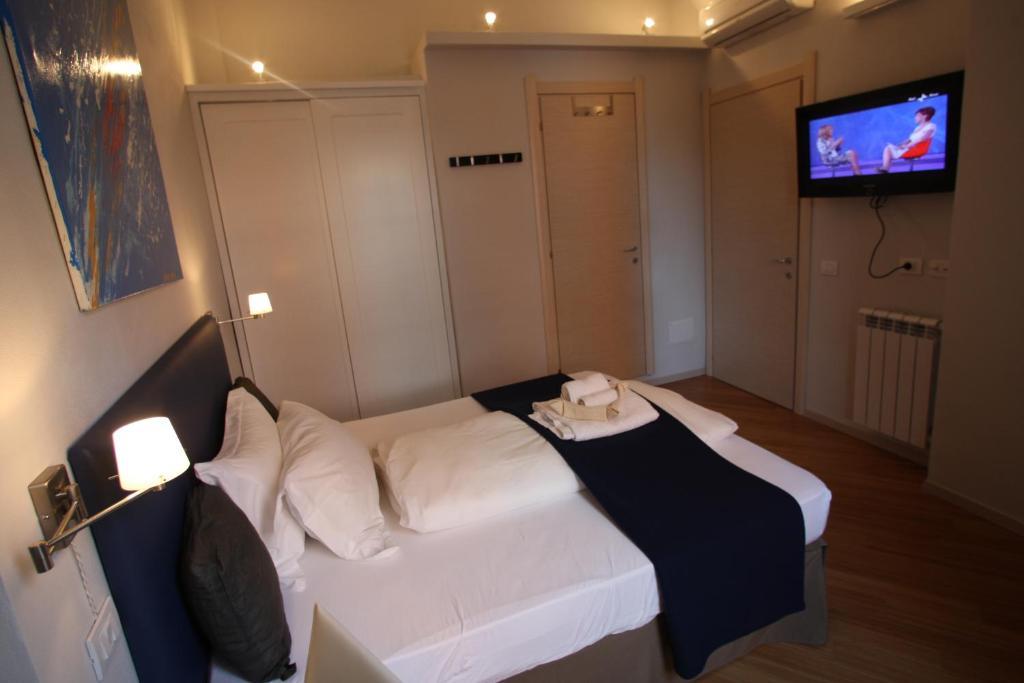 Numero 3 Hotel Cagliari Værelse billede
