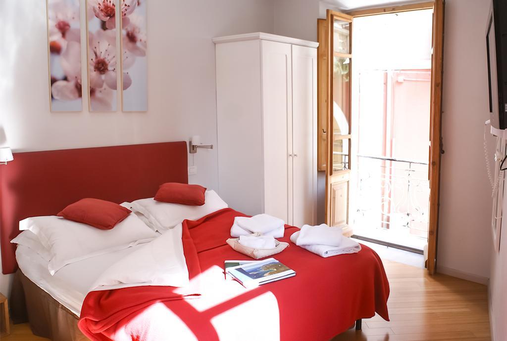 Numero 3 Hotel Cagliari Eksteriør billede
